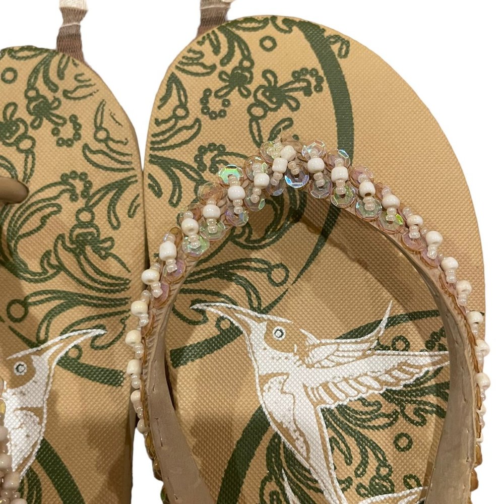 Bali Exotic Bird Women's Tan Flip-Flop Sequence Sandals Size 39 - Picture 2 of 4